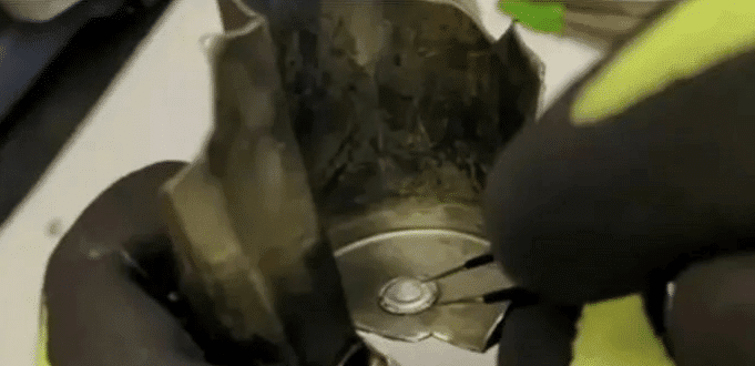 In-depth analysis of Tesla 4680 battery dismantling - Redway Battery In-depth analysis of Tesla 4680 battery dismantling